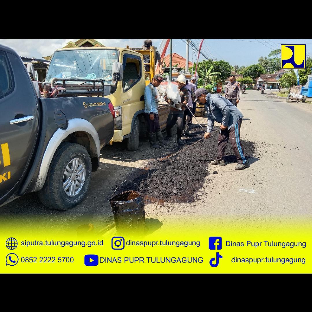 Dinas PUPR Kab. Tulungagung Terus Melaksanakan Pemeliharaan Rutin Jalan